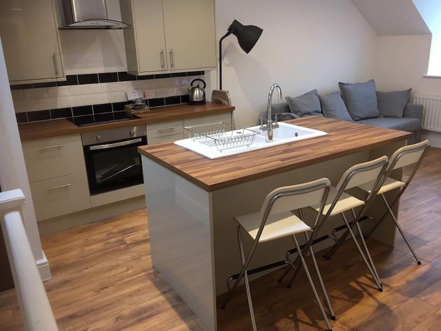 Apartment No. 8, 1 Bed, Sleeps 4 Exmouth Ngoại thất bức ảnh